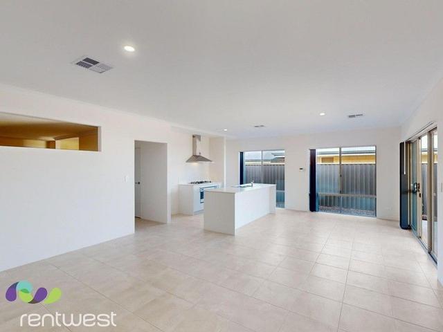 19 Lorikeet Approach, WA 6034