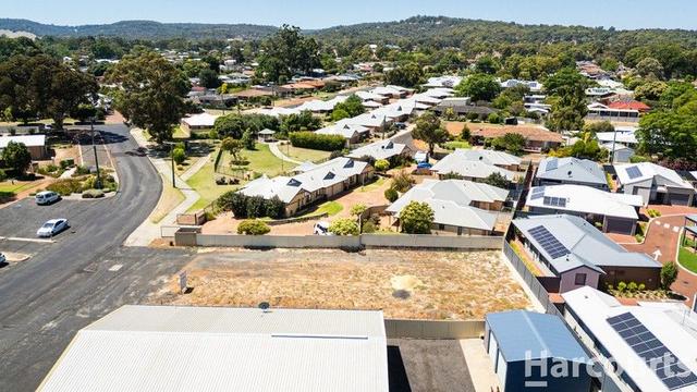 5 Henning Street, WA 6215