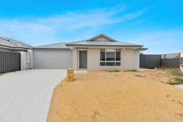 7 Lighthouse Grove, WA 6210