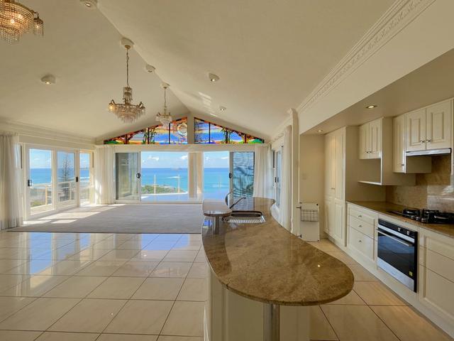2/44 Solitary Islands Way, NSW 2450