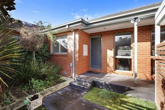 2/56 Moylan Street, VIC 3165