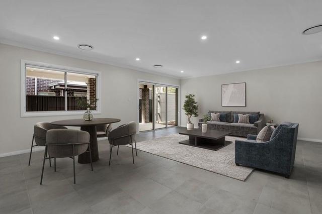 21 Burton Drive, NSW 2573