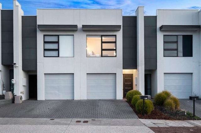 18 Broadwater Place, SA 5114