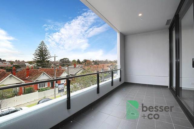 203/88 Orrong Crescent, VIC 3161