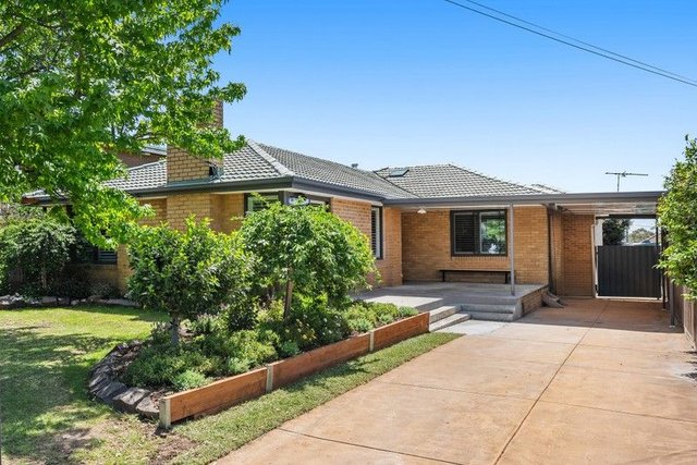 8 Strathaird Street, VIC 3041
