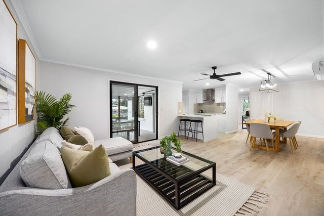 4 Medeo  Court, QLD 4037