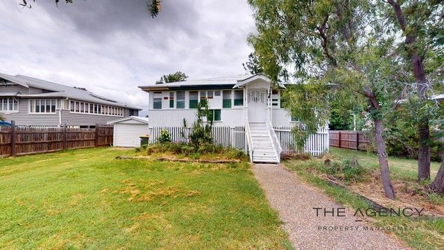 1,2 &3/32 Macaree Street, QLD 4701