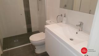 Bathroom (2018-12-03)