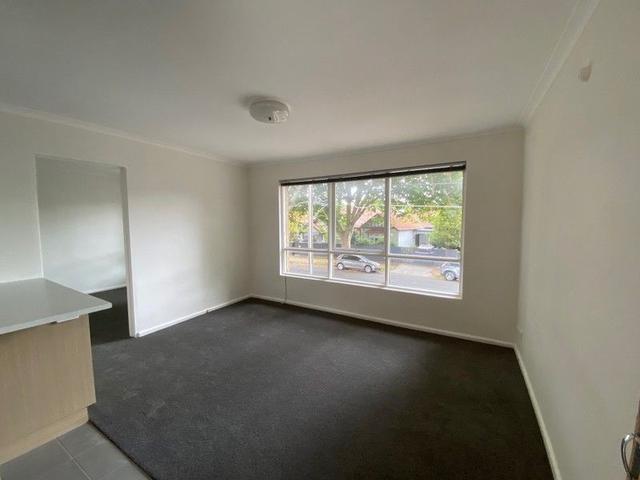 4/21 Ruskin Street, VIC 3184