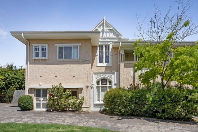 4/10 Elm Avenue, VIC 3185