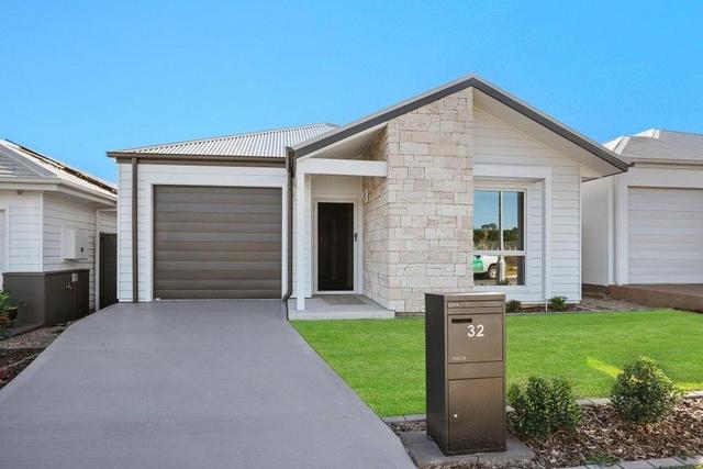 32 Cattarin Street, NSW 2570