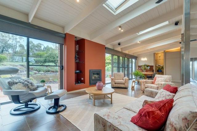 3 Erinvale Close, VIC 3437
