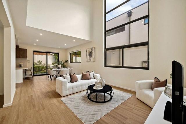 2/50 Noble Avenue, NSW 2135
