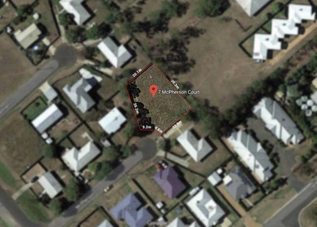 7 McPherson Court, QLD 4405