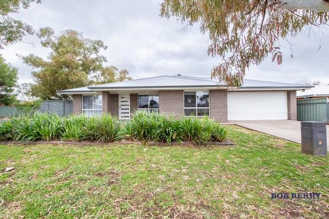 49 Doncaster Avenue, NSW 2830