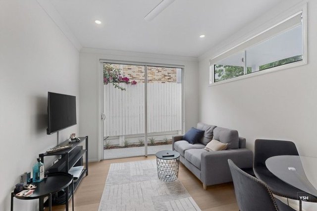 27 Walkers Way, QLD 4012