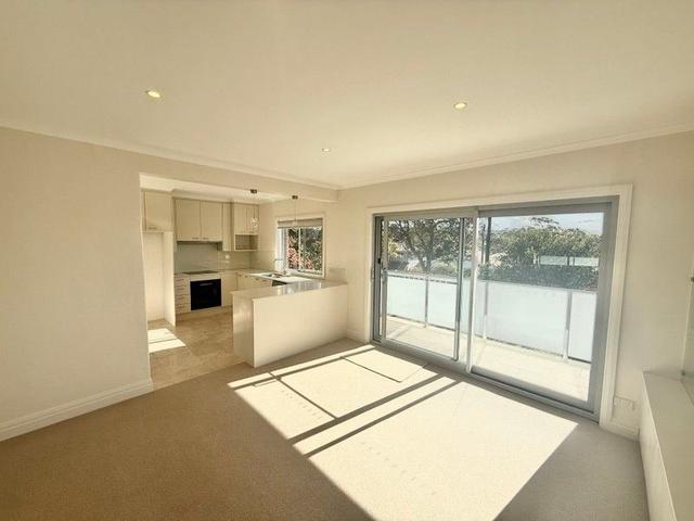 1/121 Griffiths Street Street, NSW 2093