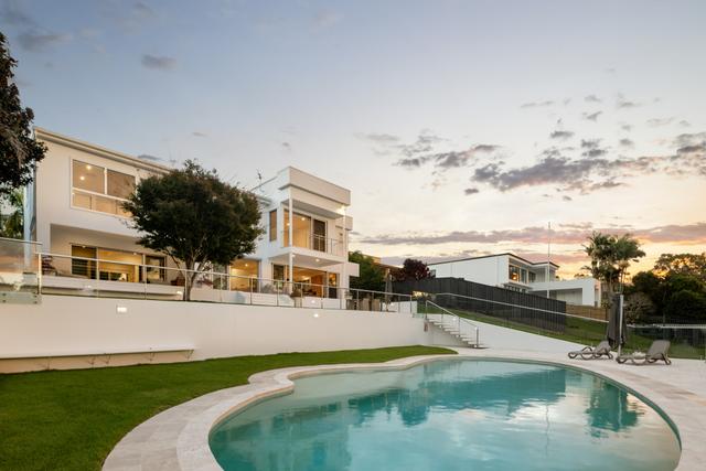 73 Mount Ommaney Drive, QLD 4074