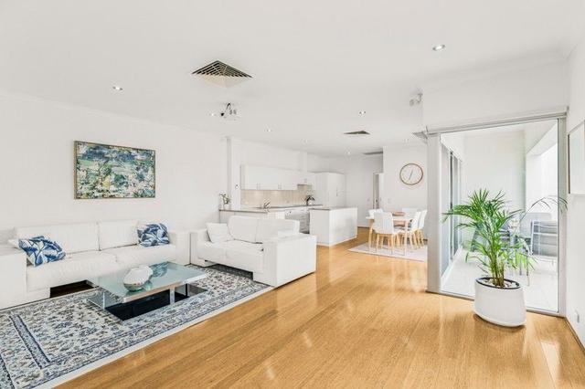 18/454 Roberts Road, WA 6008