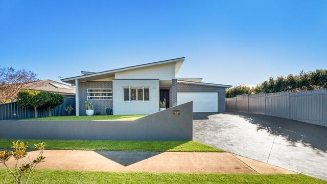 32 Walmsley Crescent, NSW 2752