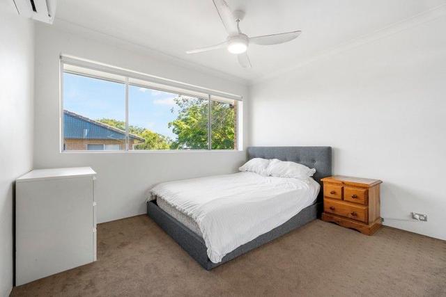 4/9 Denham Street, QLD 4011