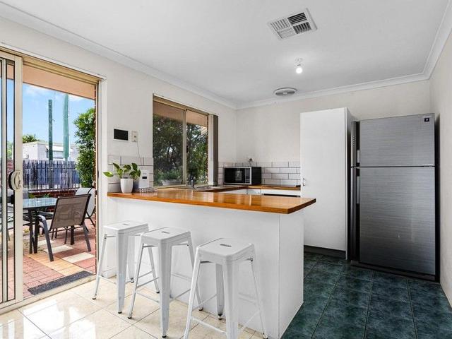 255A Coode St, WA 6052