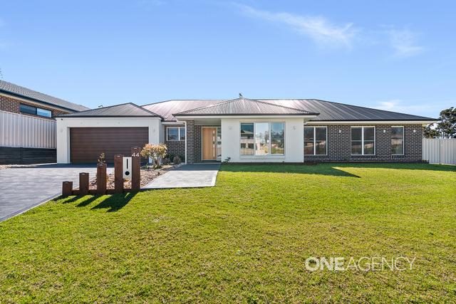 44 Carrington Park Drive, NSW 2541