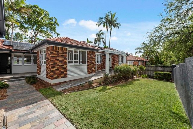 523 Cavendish  Road, QLD 4151