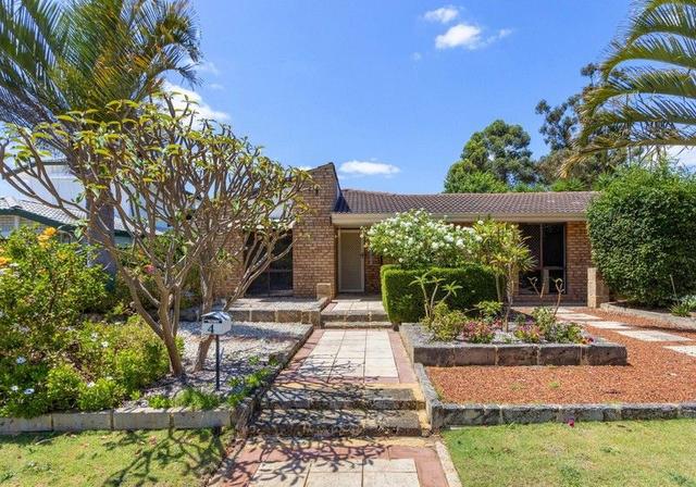 4 Constantine Court, WA 6108