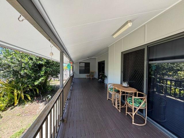 55 Holland St, QLD 4852