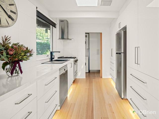 3/22 Coonara Avenue, VIC 3930
