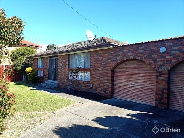 2 Elinga Court, VIC 3021