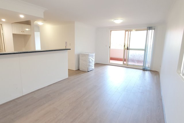 1/76 Yorktown Parade, NSW 2035