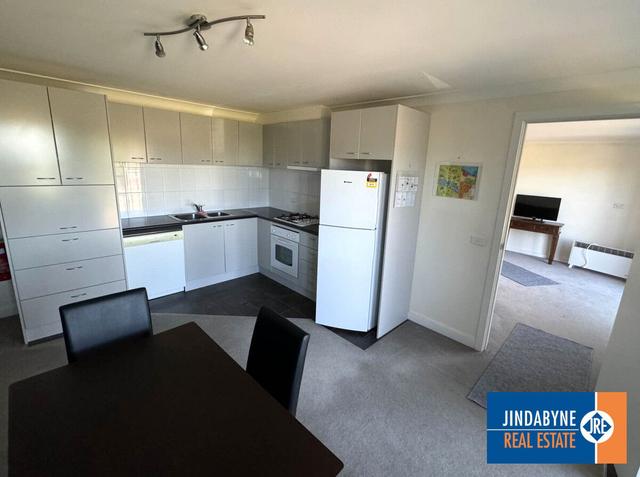 17b Acacia Place, NSW 2627