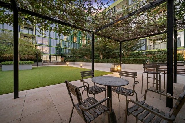 311/8 Tassels Place, WA 6018