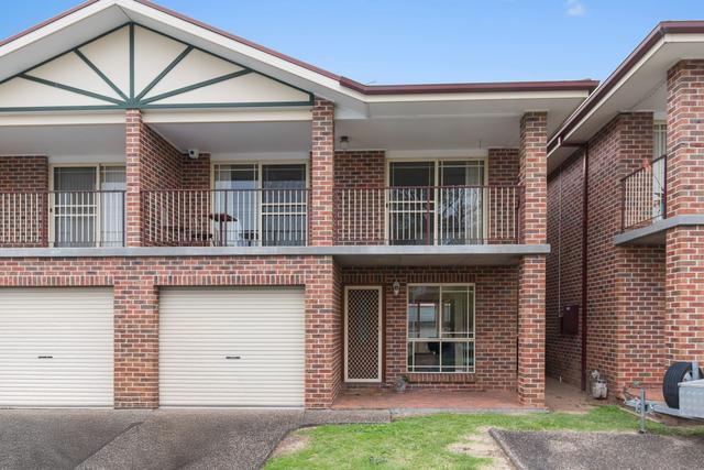 2/72 Koona Street, NSW 2527