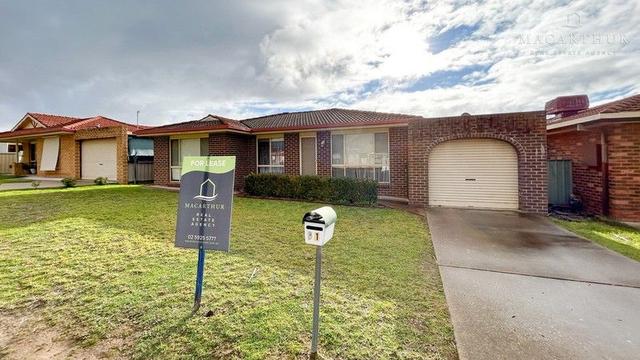 81 Dalman Parkway, NSW 2650
