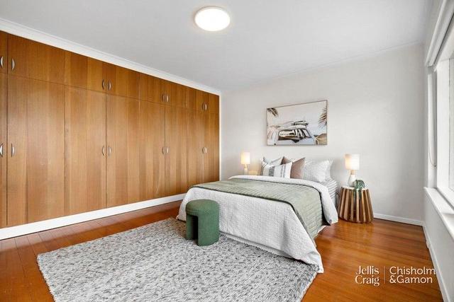 18/45A Ormond Esplanade, VIC 3184