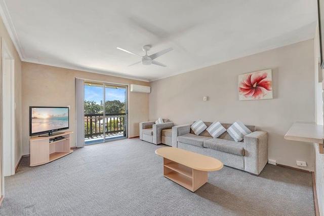 10/4 Swanbourne Street, WA 6160