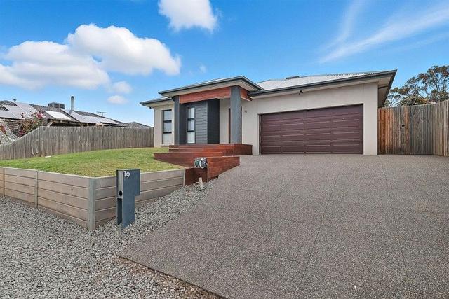 19 Cromarty Circuit, VIC 3340