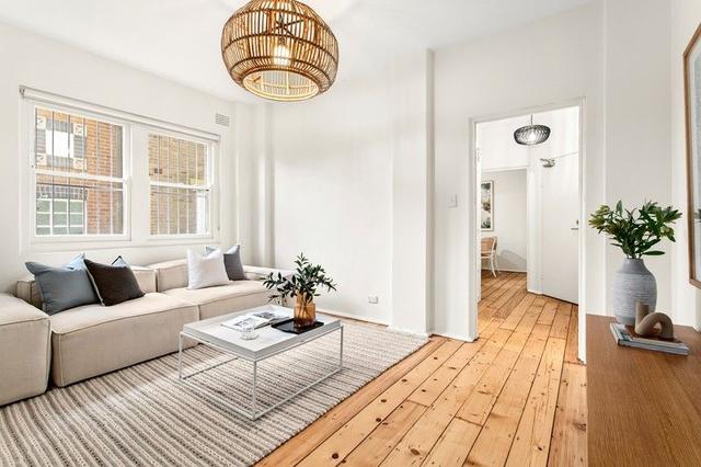 2/52a Sir Thomas Mitchell Road, NSW 2026
