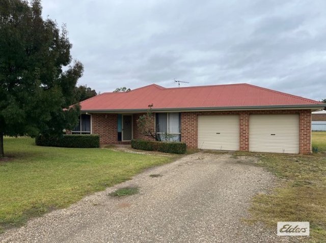 102 Bank Street, NSW 2643