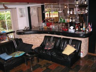 Bar/Games Room