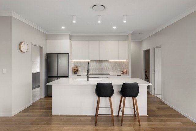 34 Cedar Drive, QLD 4505