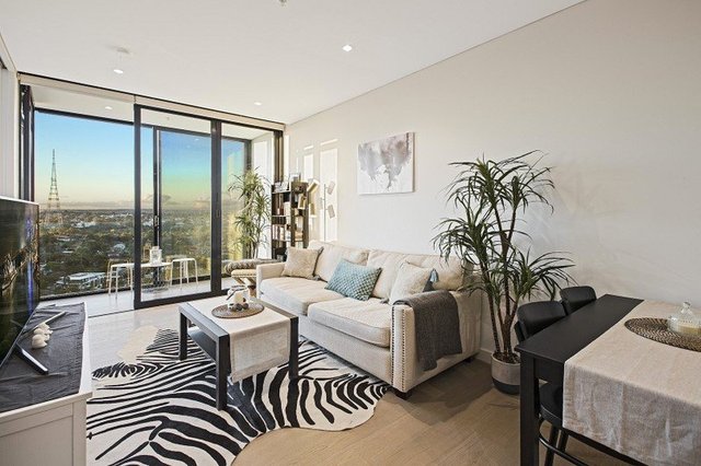 1011/10 Atchison Street, NSW 2065