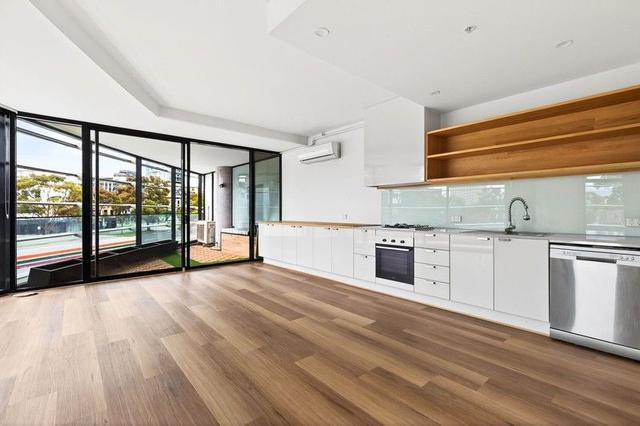 2c/635 St Kilda Road, VIC 3000