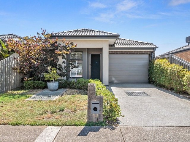 2/19 Brookfield Avenue, VIC 3338