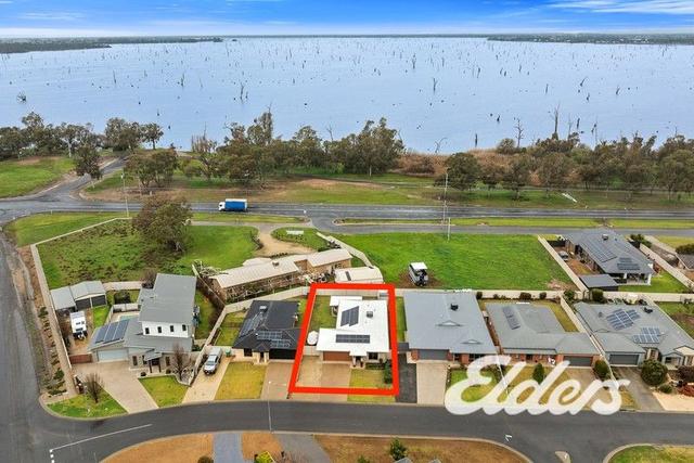5 Heather Circuit, NSW 2647