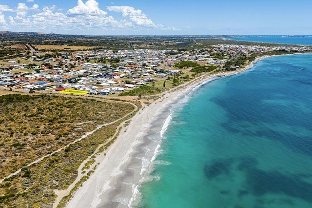 6 Boat Cove, WA 6532