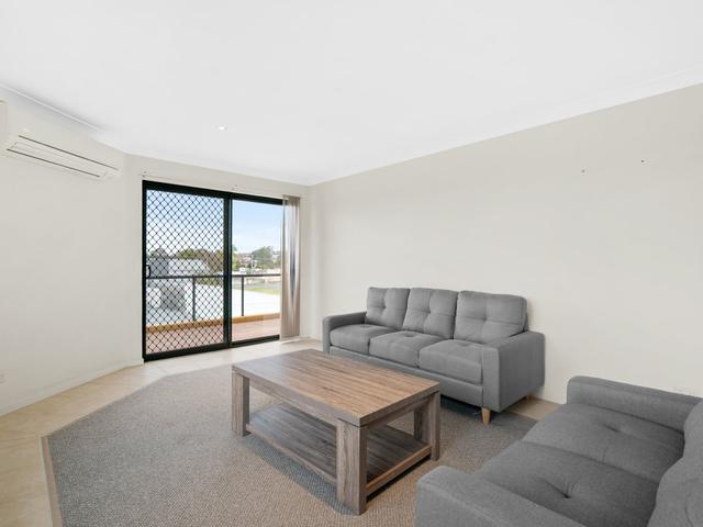 2/227 Victoria Street, NSW 2430